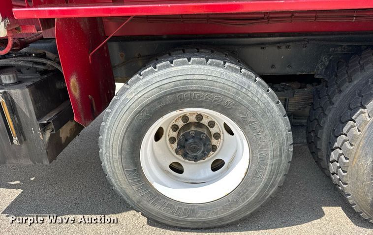 image for item DJ9189 2002 Sterling L8500 dump truck