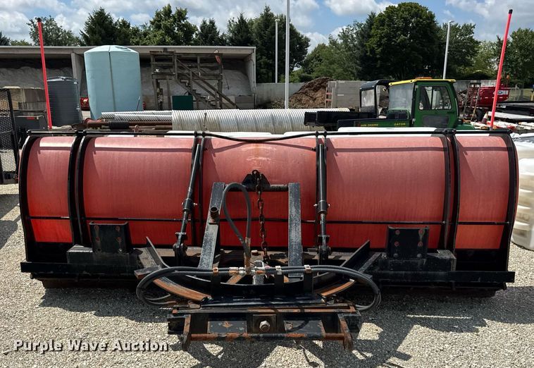 image for item DJ9189 2002 Sterling L8500 dump truck