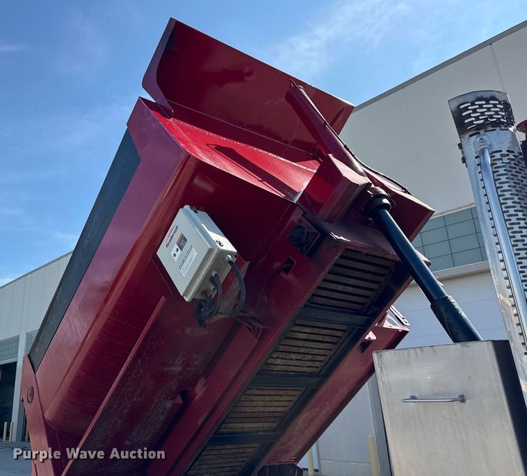 image for item DJ9230 2004 Sterling L8500 dump truck