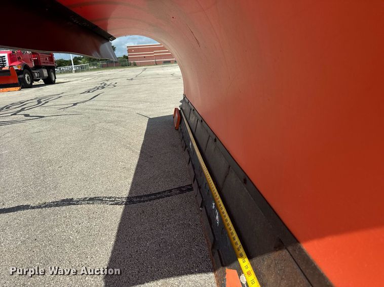 image for item DJ9230 2004 Sterling L8500 dump truck