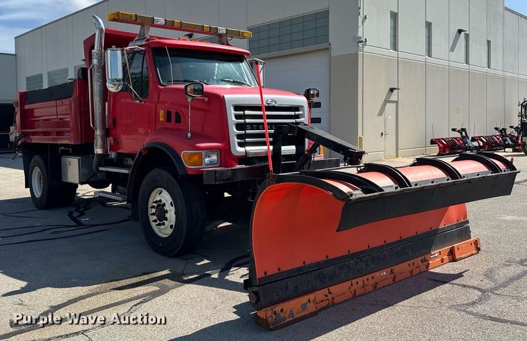 image for item DJ9371 2007 Sterling L7500 dump truck