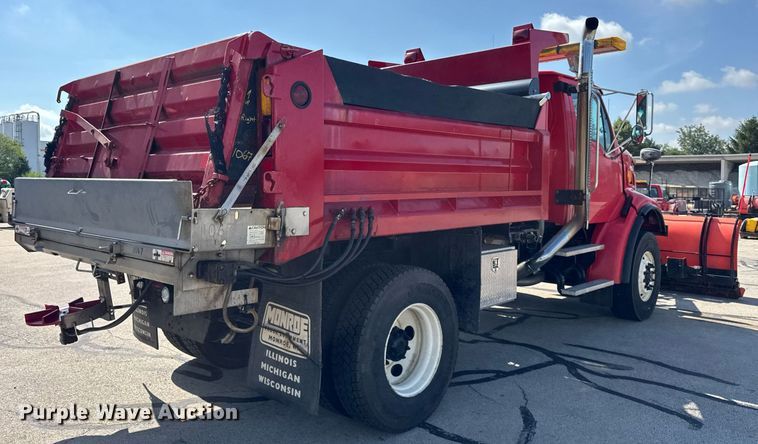 image for item DJ9371 2007 Sterling L7500 dump truck