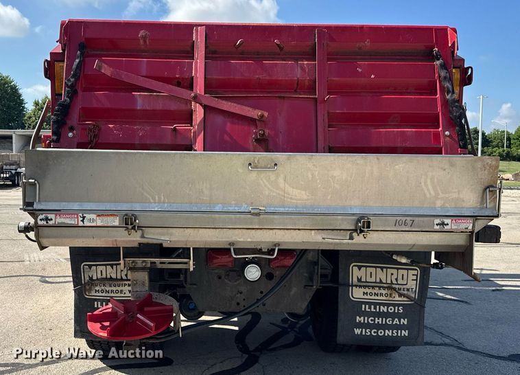 image for item DJ9371 2007 Sterling L7500 dump truck