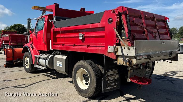 image for item DJ9371 2007 Sterling L7500 dump truck