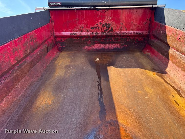 image for item DJ9371 2007 Sterling L7500 dump truck