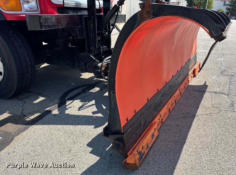 image for item DJ9371 2007 Sterling L7500 dump truck