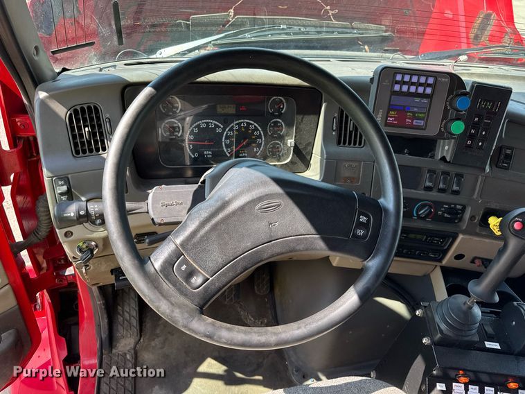 image for item DJ9371 2007 Sterling L7500 dump truck