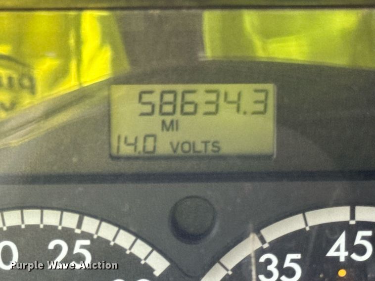 image for item DJ9371 2007 Sterling L7500 dump truck