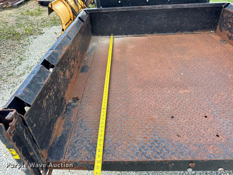 image for item DJ9392 Textron 898628 utility vehicle