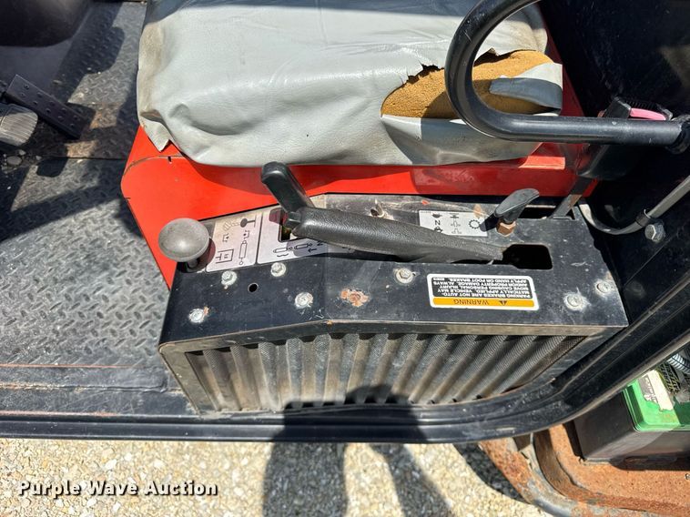 image for item DJ9392 Textron 898628 utility vehicle