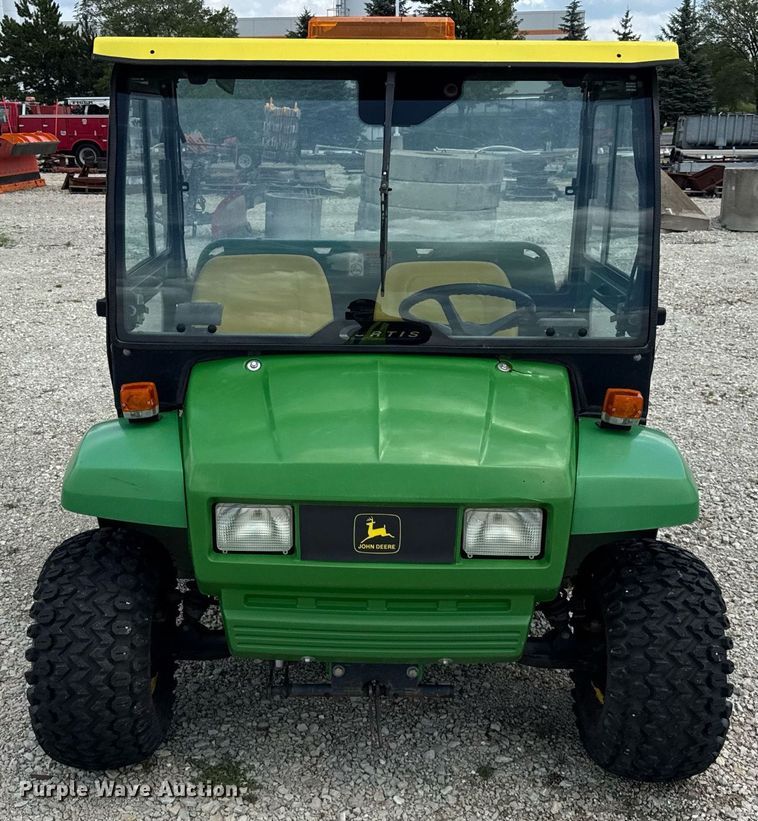 image for item DJ9502 2000 John Deere Gator utility vehicle