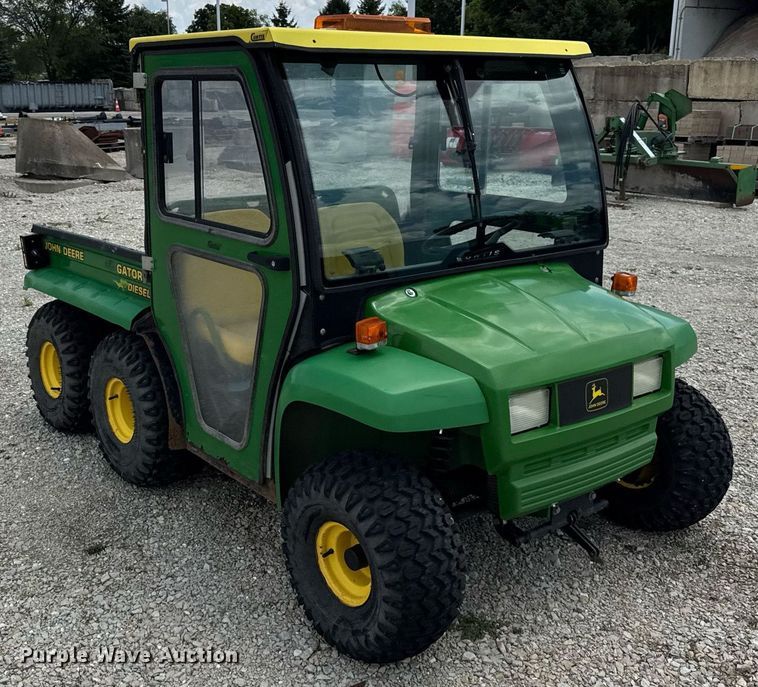 image for item DJ9502 2000 John Deere Gator utility vehicle