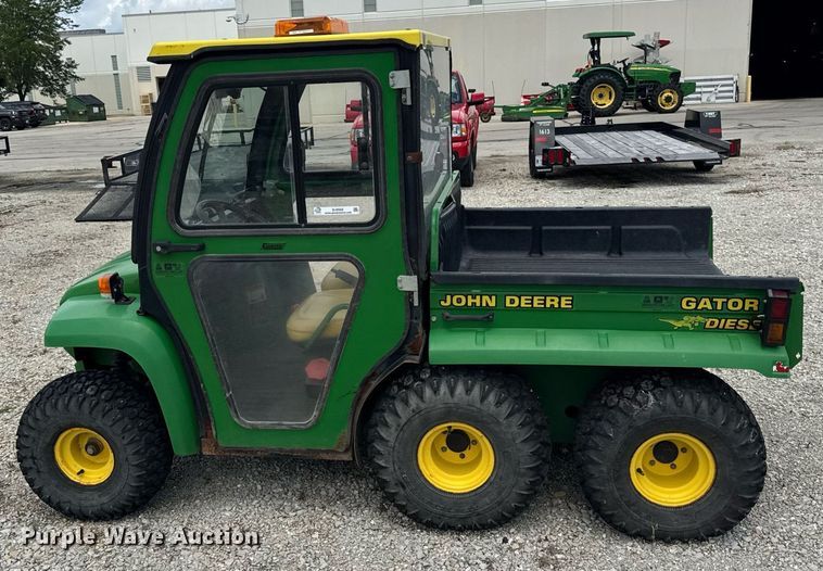 image for item DJ9502 2000 John Deere Gator utility vehicle