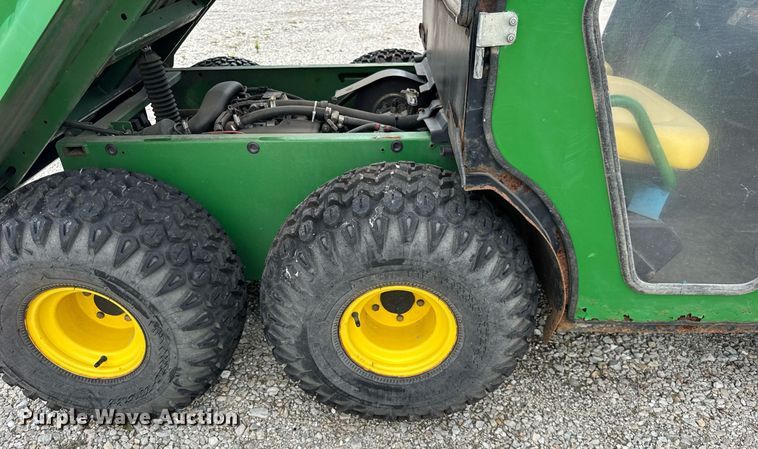 image for item DJ9502 2000 John Deere Gator utility vehicle