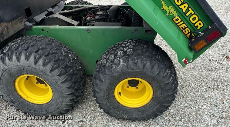 image for item DJ9502 2000 John Deere Gator utility vehicle