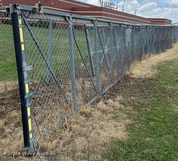 image for item DJ9519 (2) 51' L entrance gates