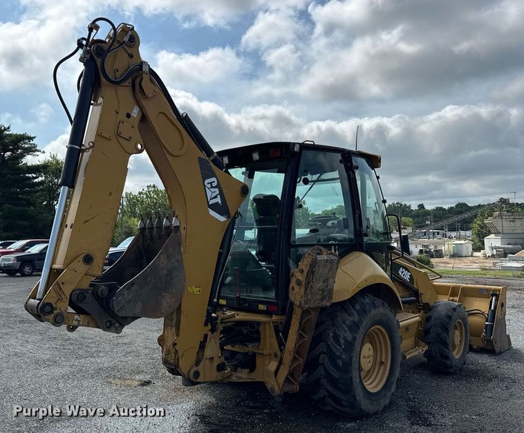 RETROEXCAVADORA 2007 CATERPILLAR 420E