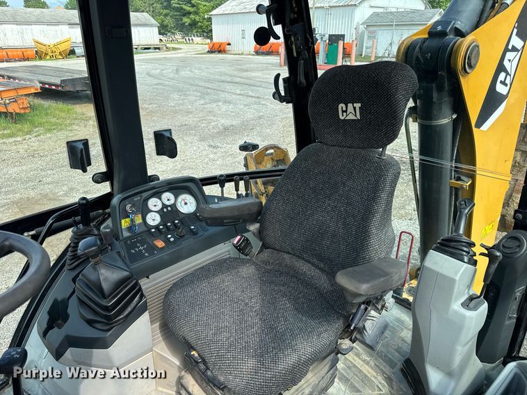 image for item DJ9534 2007 Caterpillar 420E backhoe