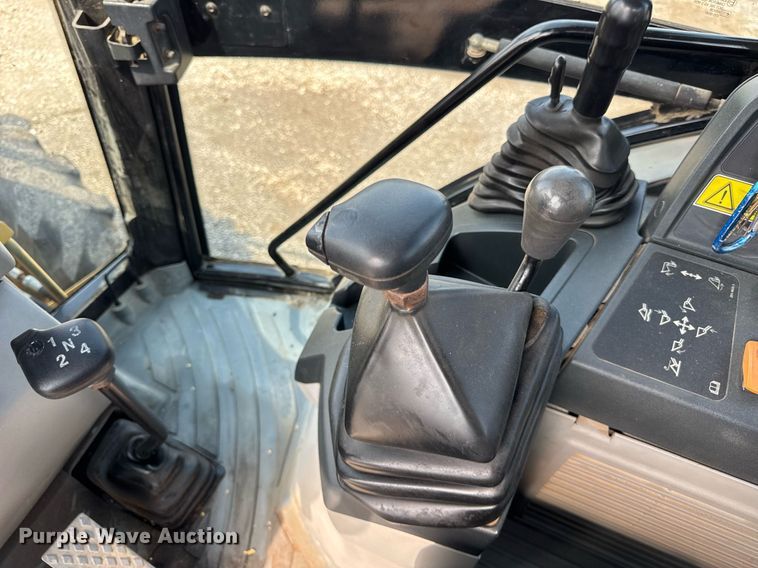 image for item DJ9534 2007 Caterpillar 420E backhoe