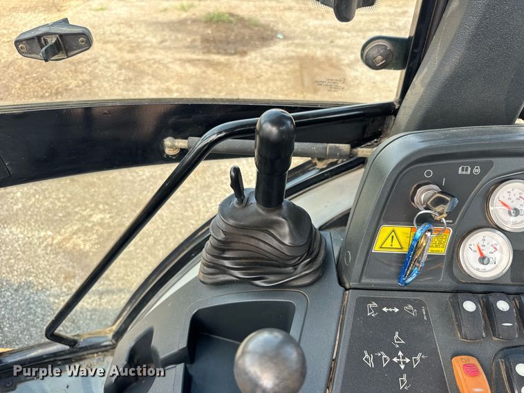 image for item DJ9534 2007 Caterpillar 420E backhoe