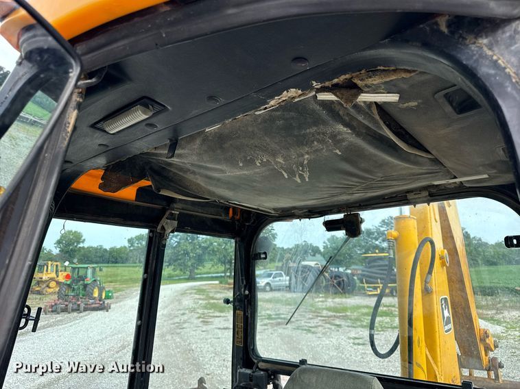 image for item DJ9680 1991 John Deere 410C backhoe