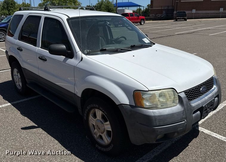 image for item DO7183 2004 Ford Escape SUV