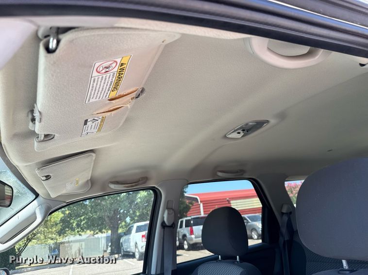 image for item DO7183 2004 Ford Escape SUV