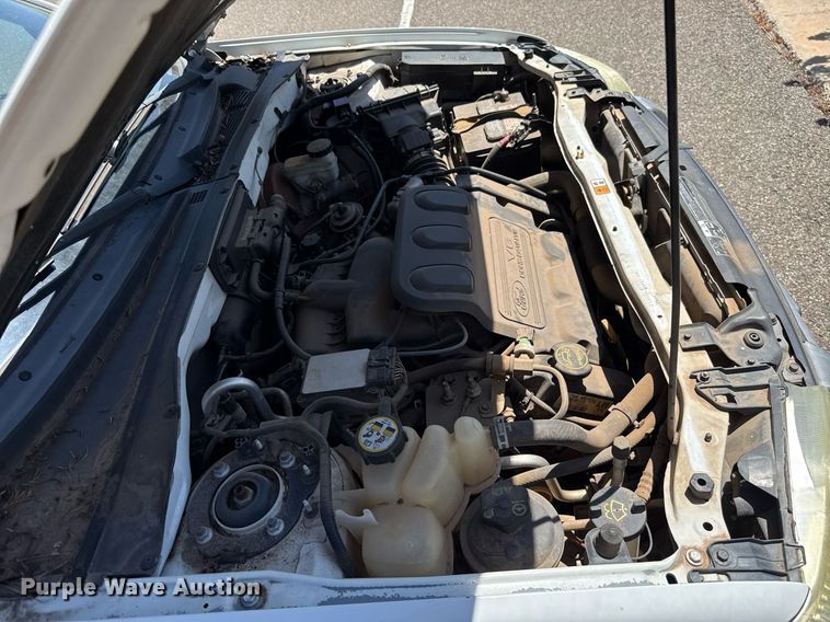 image for item DO7183 2004 Ford Escape SUV