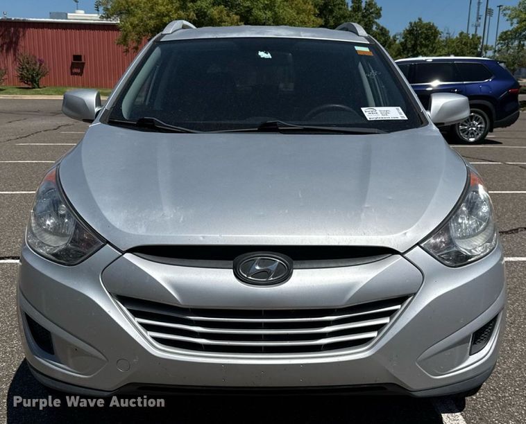 image for item DO7185 2011 Hyundai Tucson SUV