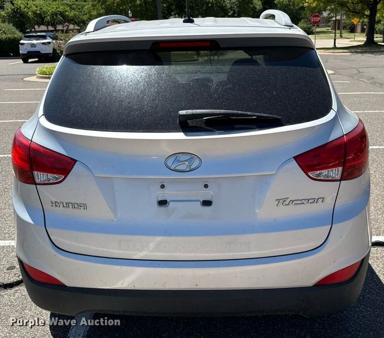 image for item DO7185 2011 Hyundai Tucson SUV