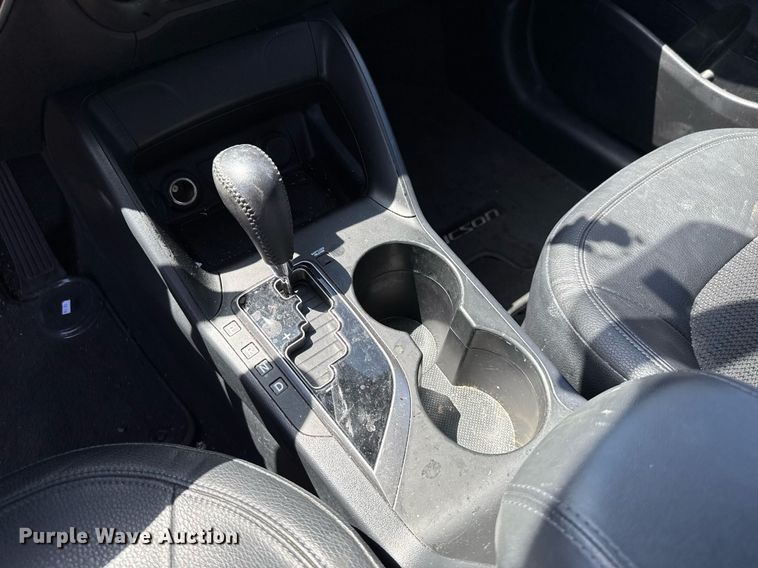 image for item DO7185 2011 Hyundai Tucson SUV
