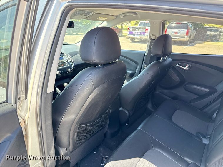 image for item DO7185 2011 Hyundai Tucson SUV