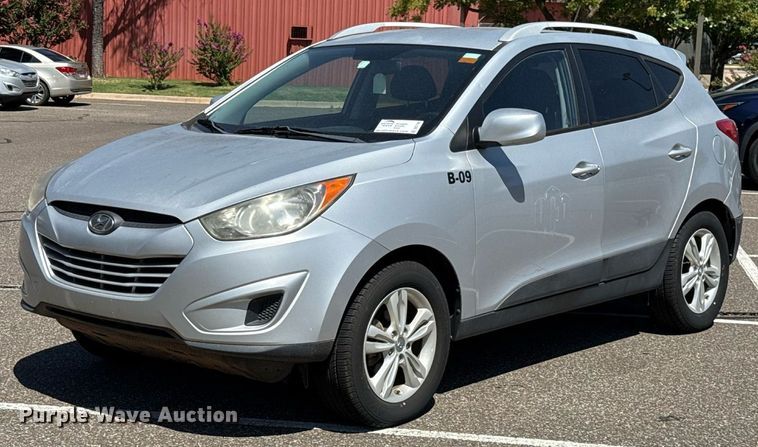 image for item DO7186 2011 Hyundai Tucson SUV