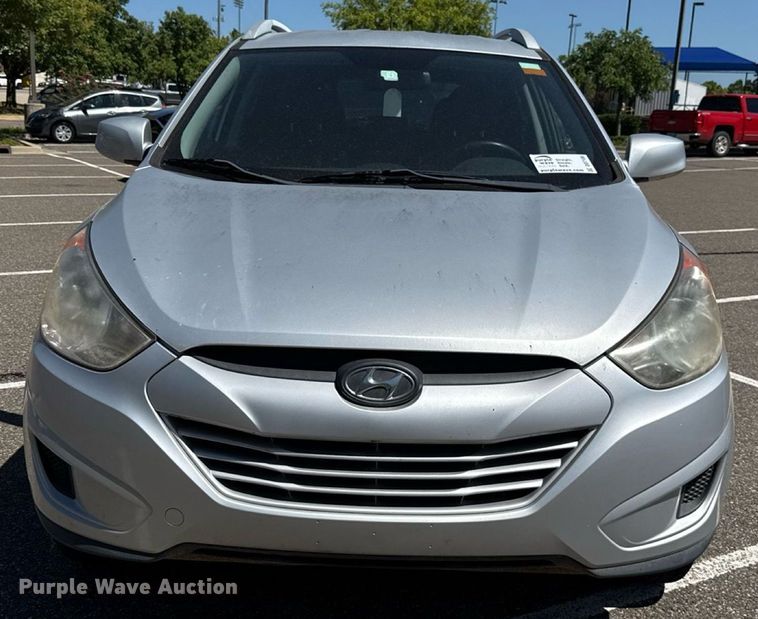 image for item DO7186 2011 Hyundai Tucson SUV