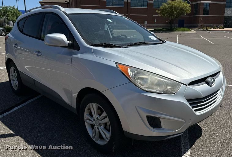 image for item DO7186 2011 Hyundai Tucson SUV
