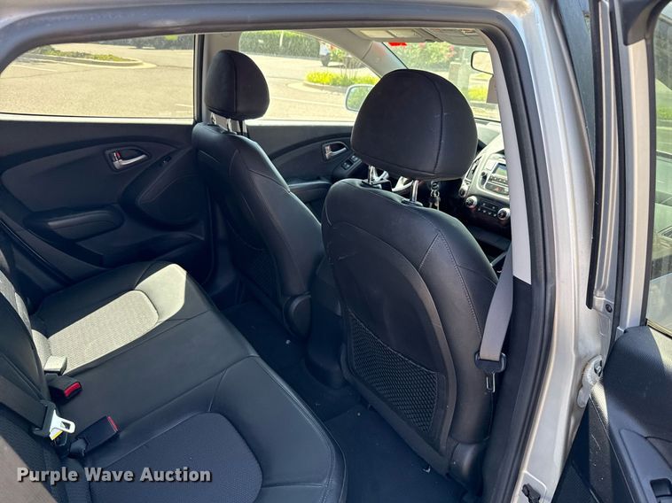 image for item DO7186 2011 Hyundai Tucson SUV