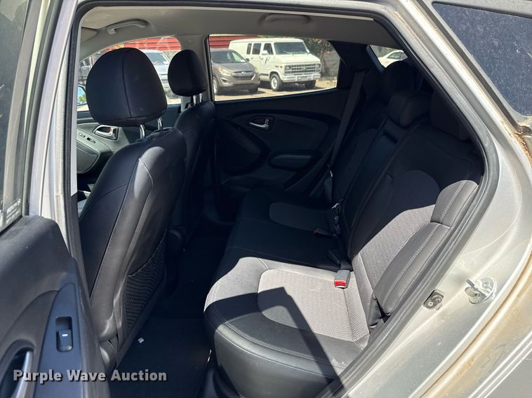 image for item DO7186 2011 Hyundai Tucson SUV