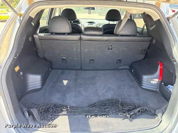 image for item DO7186 2011 Hyundai Tucson SUV