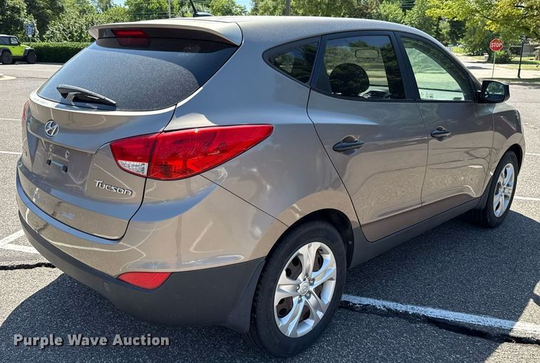 image for item DO7188 2013 Hyundai Tucson SUV