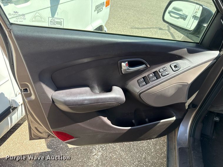 image for item DO7188 2013 Hyundai Tucson SUV