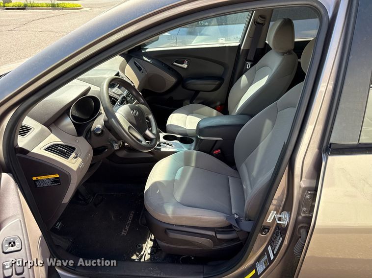 image for item DO7188 2013 Hyundai Tucson SUV