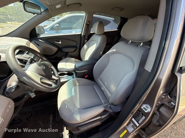 image for item DO7188 2013 Hyundai Tucson SUV