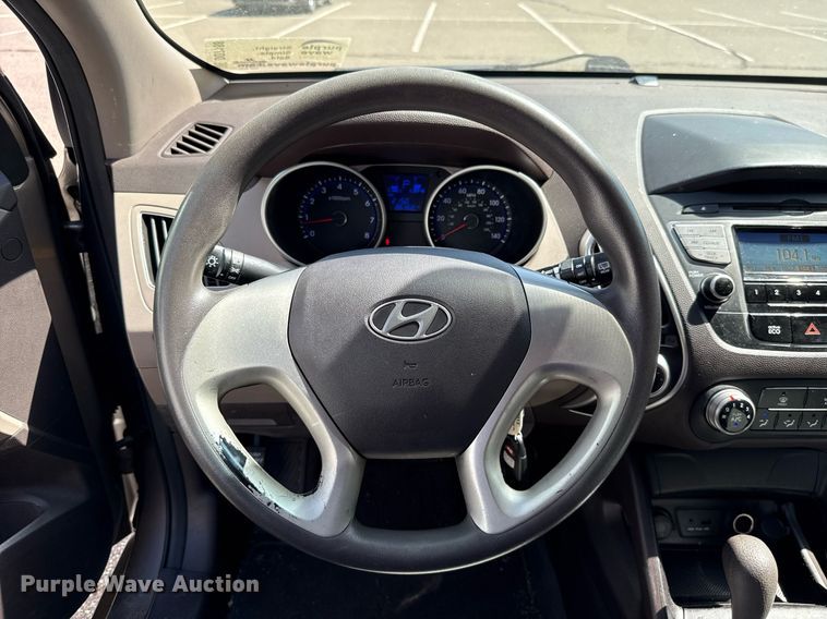 image for item DO7188 2013 Hyundai Tucson SUV