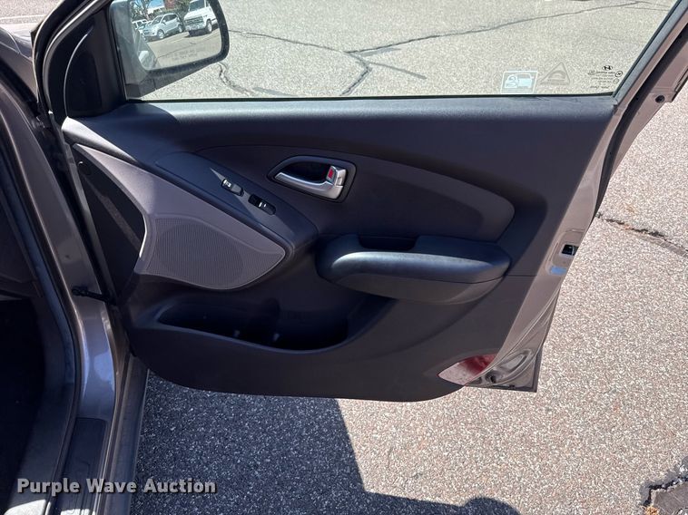 image for item DO7188 2013 Hyundai Tucson SUV