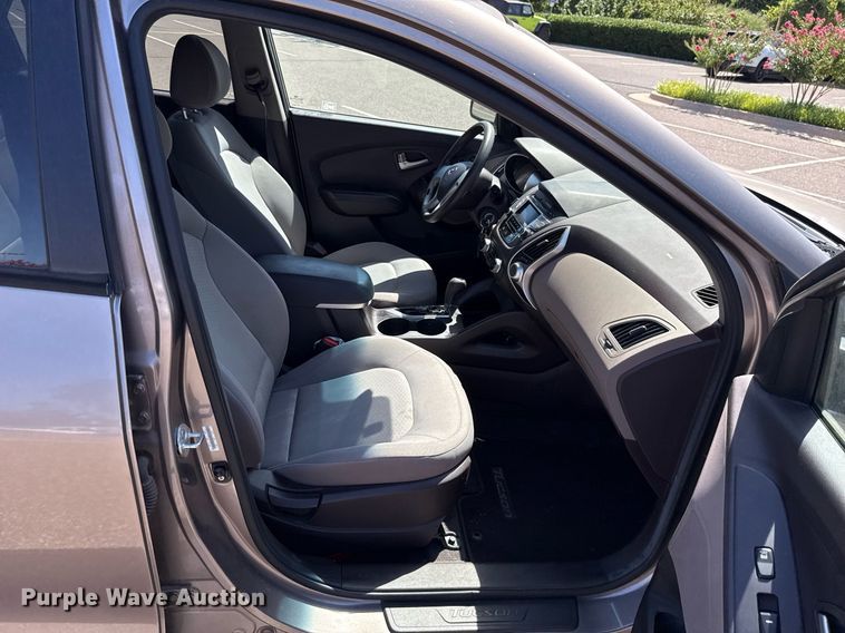 image for item DO7188 2013 Hyundai Tucson SUV