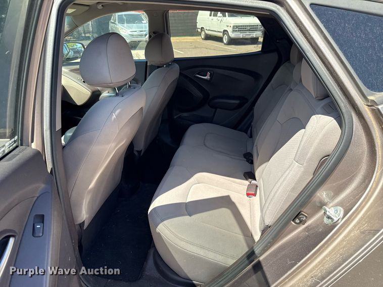 image for item DO7188 2013 Hyundai Tucson SUV