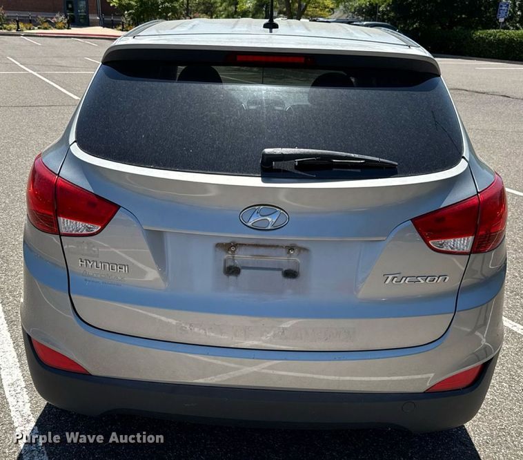 image for item DO7189 2013 Hyundai Tucson SUV
