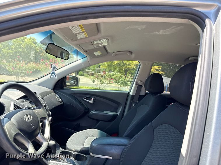 image for item DO7189 2013 Hyundai Tucson SUV