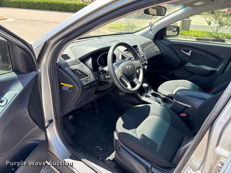 image for item DO7189 2013 Hyundai Tucson SUV