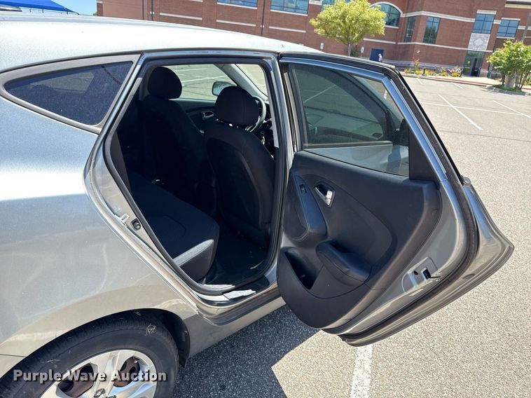 image for item DO7189 2013 Hyundai Tucson SUV